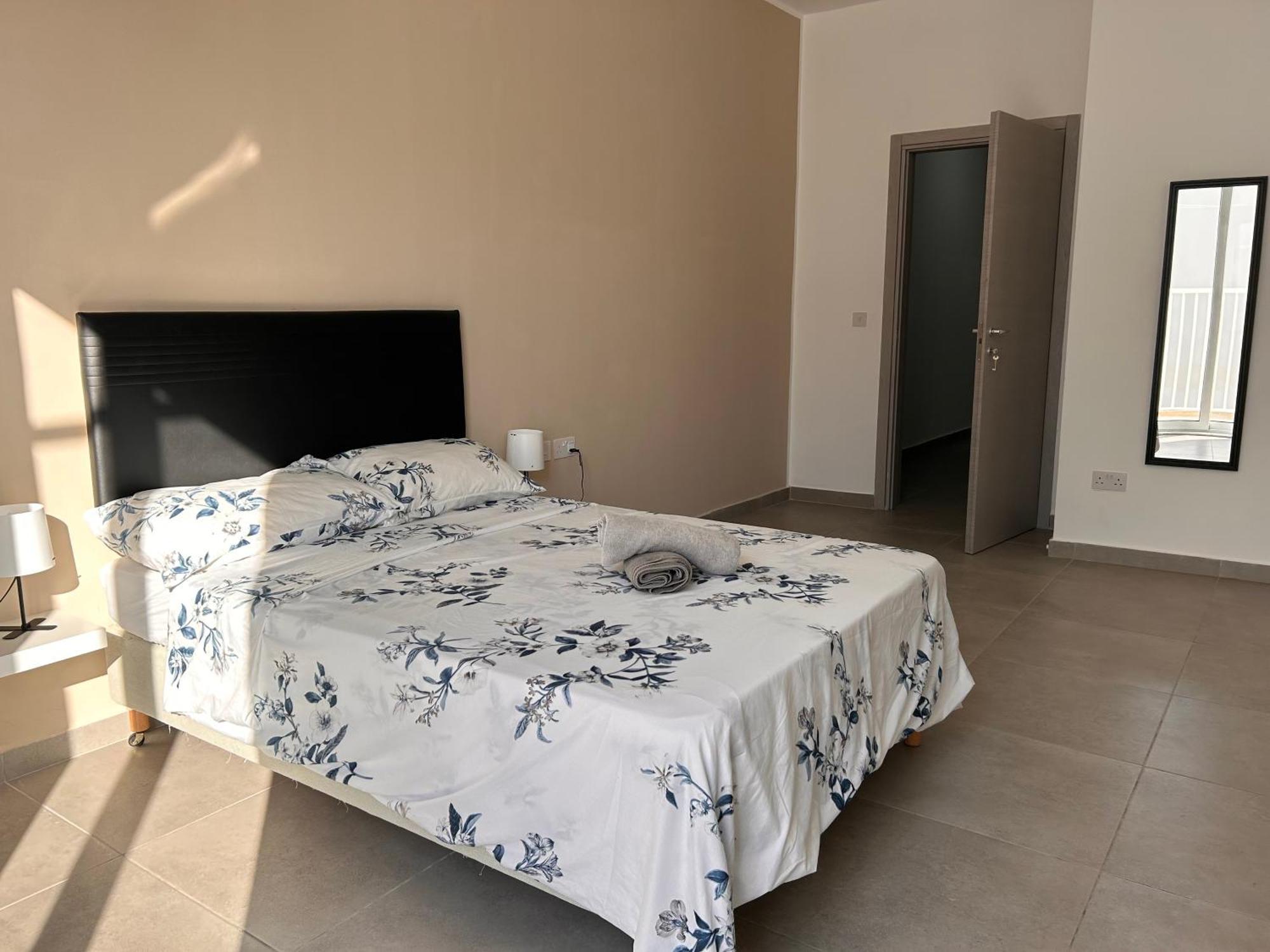 Qawra Penthouse 4Person Ac+Wifi Apartamento St. Paul's Bay Exterior foto